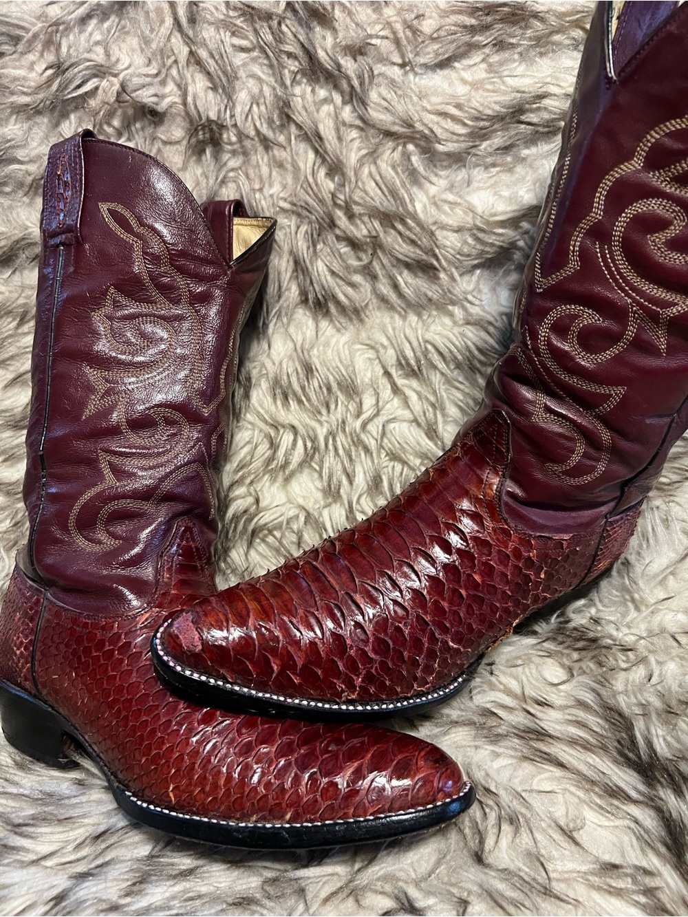 Men's Burgundy Exotic Python & Leather Western Boots with lite flaws sz 8.5